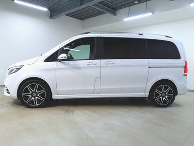 2021 Mercedes-BENZ V-CLASS photo 4