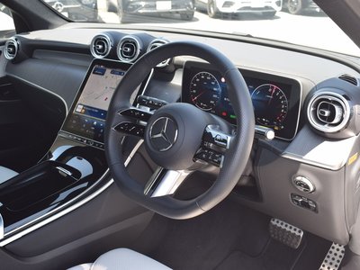 2025 Mercedes-BENZ GLC thumbnail 19