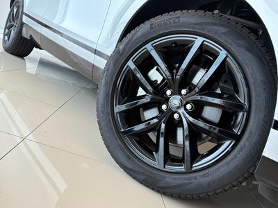 2024 LAND Rover RANGE ROVER VELAR photo 9