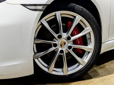 صورة 16 لـ 2016 Porsche 718