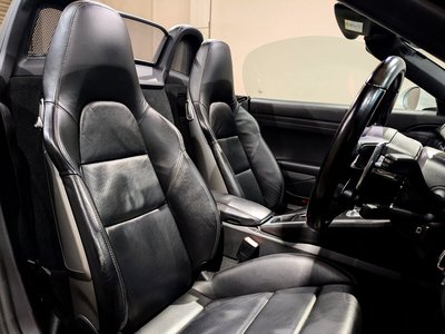 صورة 18 لـ 2016 Porsche 718