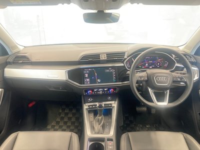 2025 AUDI Q3 photo 4