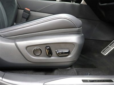 2025 Lexus RX thumbnail 20