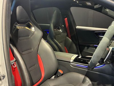 صورة مصغرة 21 لـ 2024 Mercedes-BENZ C-CLASS AMG