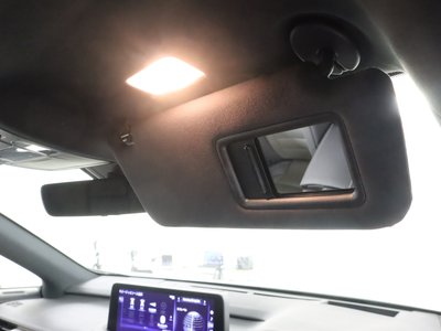 صورة 28 لـ 2021 Lexus RX
