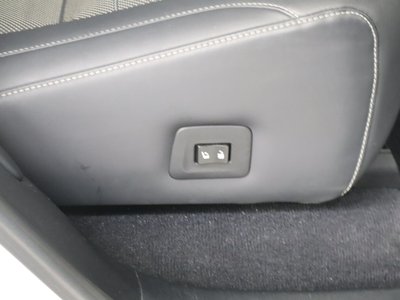 صورة 11 لـ 2021 Lexus RX