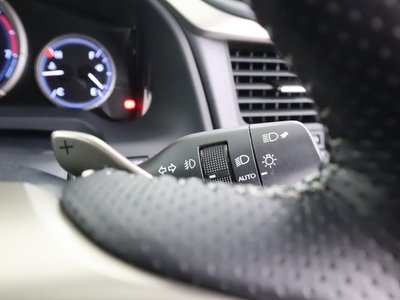 صورة 23 لـ 2021 Lexus RX
