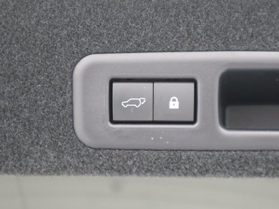 صورة 16 لـ 2021 Lexus RX