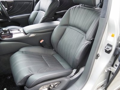2021 Lexus LS thumbnail 22