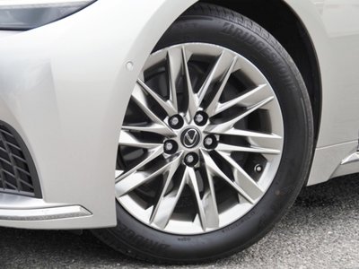2021 Lexus LS photo 16