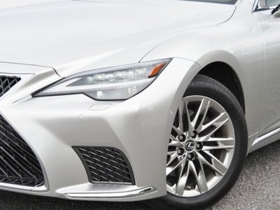 2021 Lexus LS photo 14