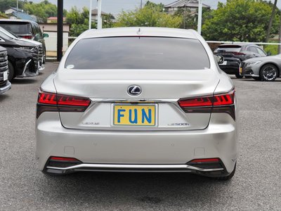 2021 Lexus LS photo 7