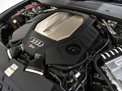 2025 AUDI RS6 AVANT — миниатюра 28