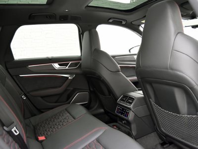 2025 AUDI RS6 AVANT 照片 13