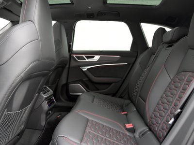 2025 AUDI RS6 AVANT — миниатюра 25