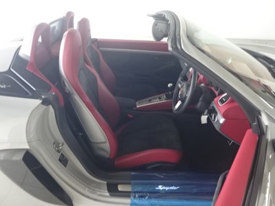 2020 Porsche 718 SPYDER 缩略图 20