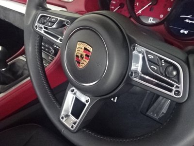 2020 Porsche 718 SPYDER 缩略图 17