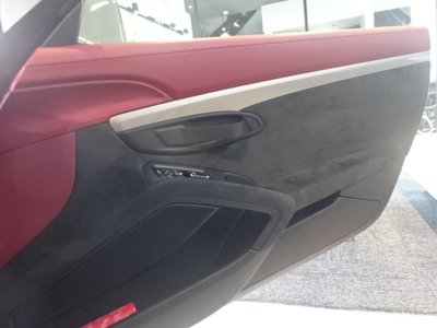 2020 Porsche 718 SPYDER 缩略图 25