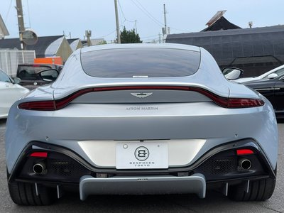 صورة مصغرة 9 لـ 2018 Aston Martin VANTAGE