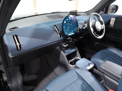 صورة 16 لـ 2024 MINI COOPER COUNTRYMAN