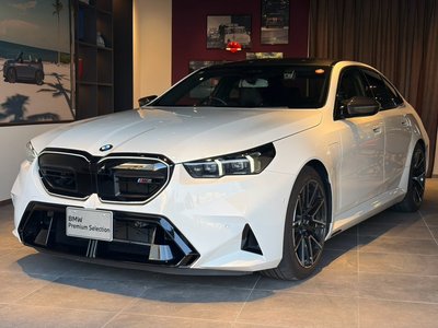 2025 BMW M5 photo 2