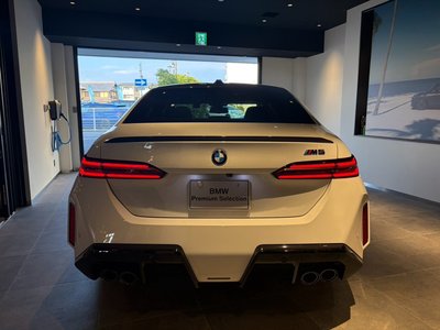 2025 BMW M5 photo 7