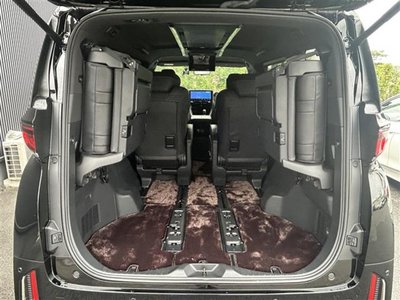 صورة 23 لـ 2023 Toyota VELLFIRE