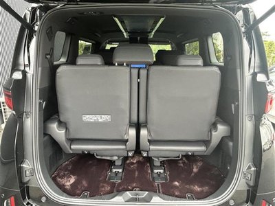 صورة 21 لـ 2023 Toyota VELLFIRE