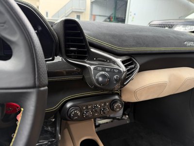 2014 Ferrari 458 SPECIALE — миниатюра 23