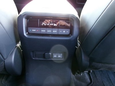 صورة 19 لـ 2024 Toyota LAND CRUISER 250