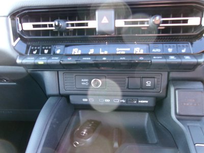 صورة 24 لـ 2024 Toyota LAND CRUISER 250