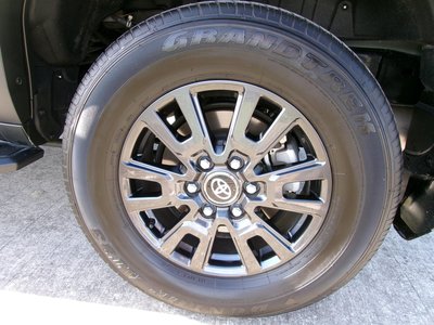 صورة 31 لـ 2024 Toyota LAND CRUISER 250