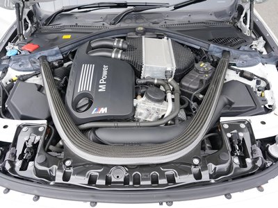 صورة 31 لـ 2020 BMW M4 CABRIOLET