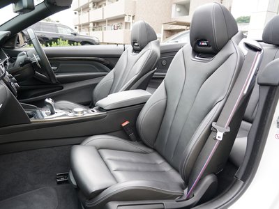 صورة 21 لـ 2020 BMW M4 CABRIOLET