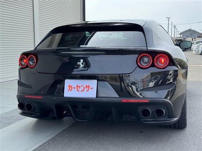 2019 Ferrari GTC4 LUSSO — фото 12