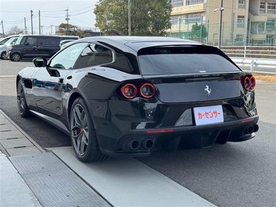2019 Ferrari GTC4 LUSSO — фото 13