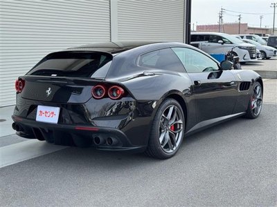 2019 Ferrari GTC4 LUSSO — фото 9