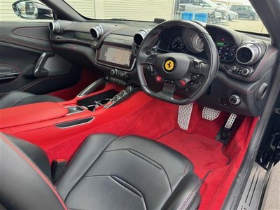 2019 Ferrari GTC4 LUSSO — фото 8