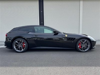 2019 Ferrari GTC4 LUSSO — фото 11
