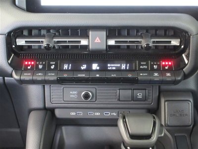 صورة مصغرة 26 لـ 2024 Toyota LAND CRUISER 250