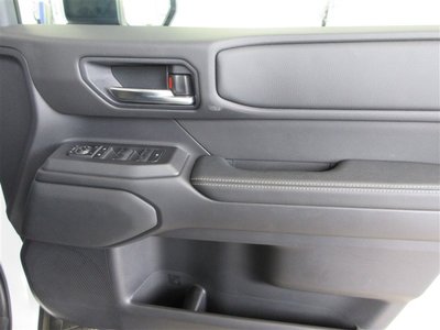 صورة مصغرة 37 لـ 2024 Toyota LAND CRUISER 250