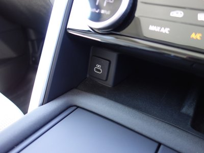 2025 LAND Rover DISCOVERY 缩略图 42