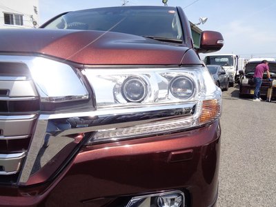 صورة 14 لـ 2018 Toyota LAND CRUISER 200