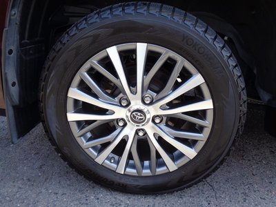 صورة 66 لـ 2018 Toyota LAND CRUISER 200