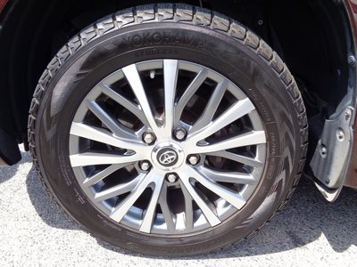 صورة 67 لـ 2018 Toyota LAND CRUISER 200