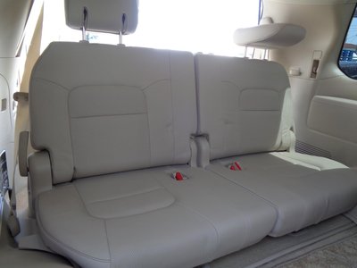 صورة 56 لـ 2018 Toyota LAND CRUISER 200