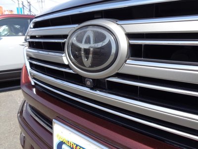 صورة 16 لـ 2018 Toyota LAND CRUISER 200