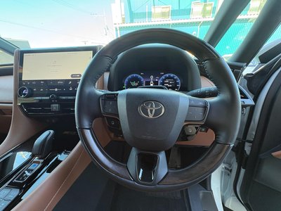 صورة 11 لـ 2024 Toyota VELLFIRE