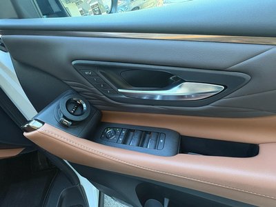 صورة 6 لـ 2024 Toyota VELLFIRE