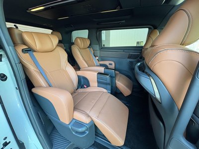 صورة 23 لـ 2024 Toyota VELLFIRE